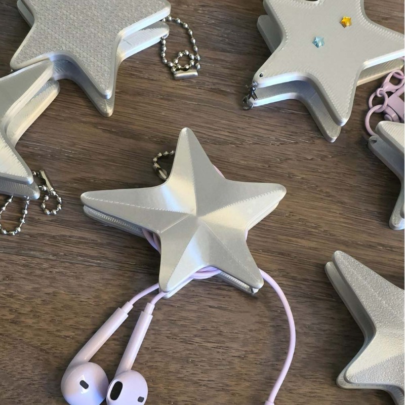 Cable Winder Keychain - ที่เก็บสายเคเบิลรูปดาว Y2K แบบ 3 มิติ ที่รัดสายหูฟังน่ารัก