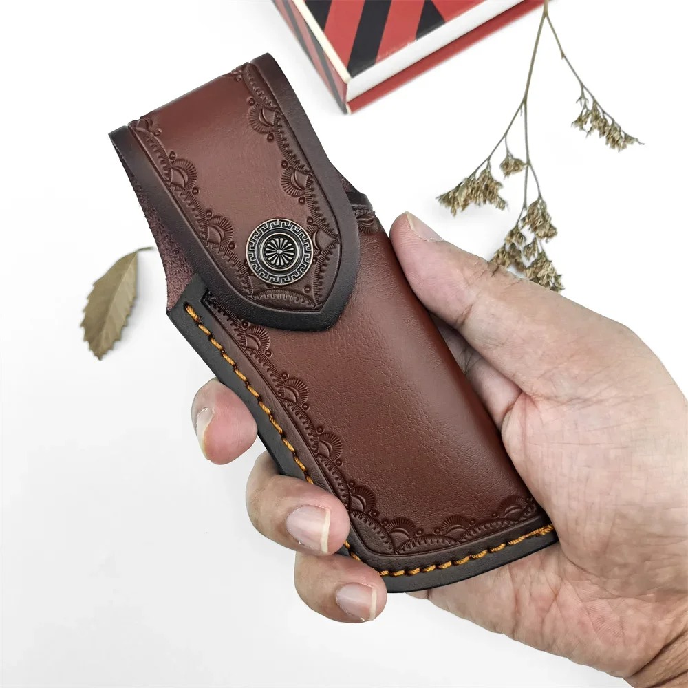 Edc Carry Belt Leather - ซองใส่มีดหนังวัวแท้สีน้ำตาลลายปั๊มนูน เย็บด้วยมือ พร้อมสายคาดเอวแบบพกพาสำหรับมีดพก EDC