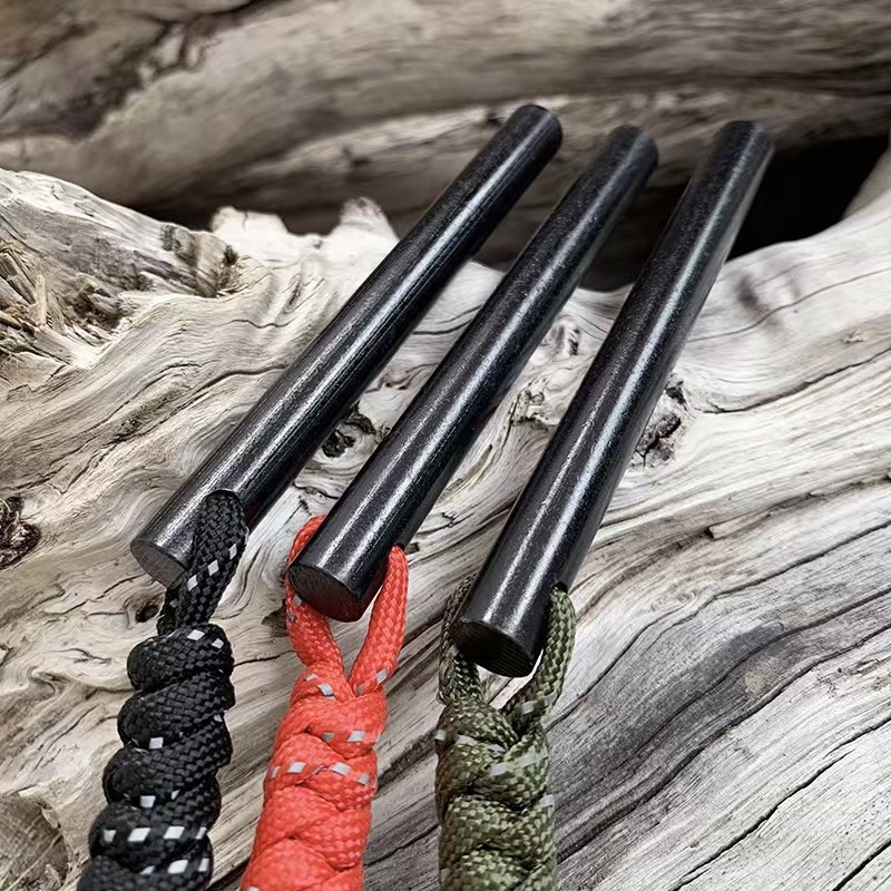 แท่งเหล็กเฟอร์โรเซเรียมอเนกประ - Ferro Rod Striker บทวิจารณ์และราคา