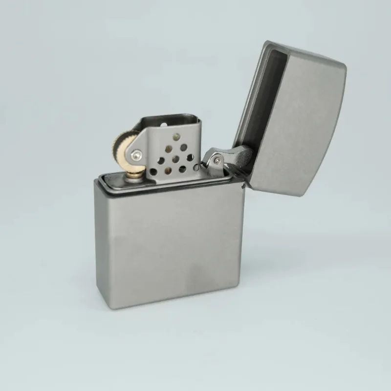 ไฟแช็คไทเทเนียมอัลลอยด์ Zorro  - Lighter Insert Zippo บทวิจารณ์และราคา