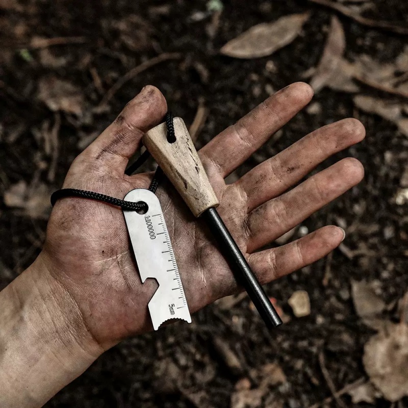 หินเหล็กไฟพกพาสำหรับใช้งานกลาง - Ferro Rod Striker บทวิจารณ์และราคา