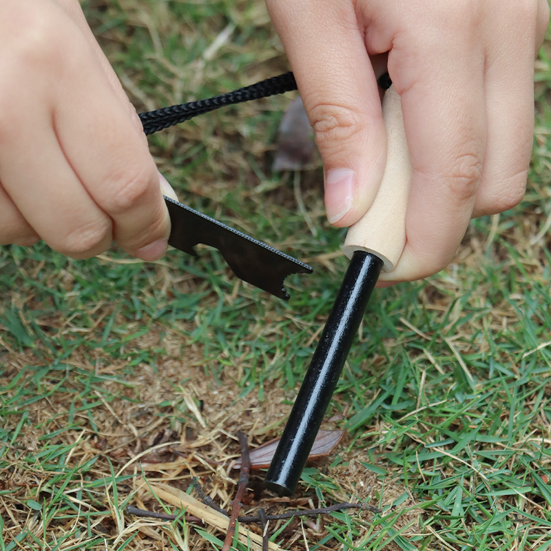 หินเหล็กไฟพกพาสำหรับใช้งานกลาง - Ferro Rod Striker บทวิจารณ์และราคา